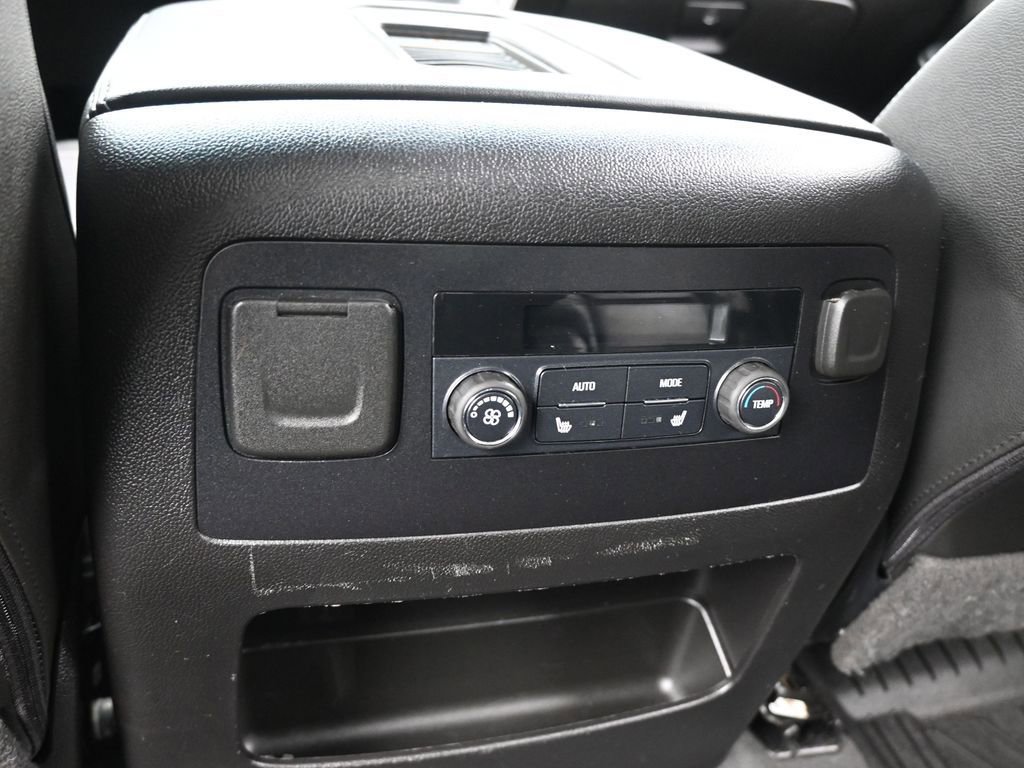 Used 2019 Chevrolet Tahoe Premier image 36