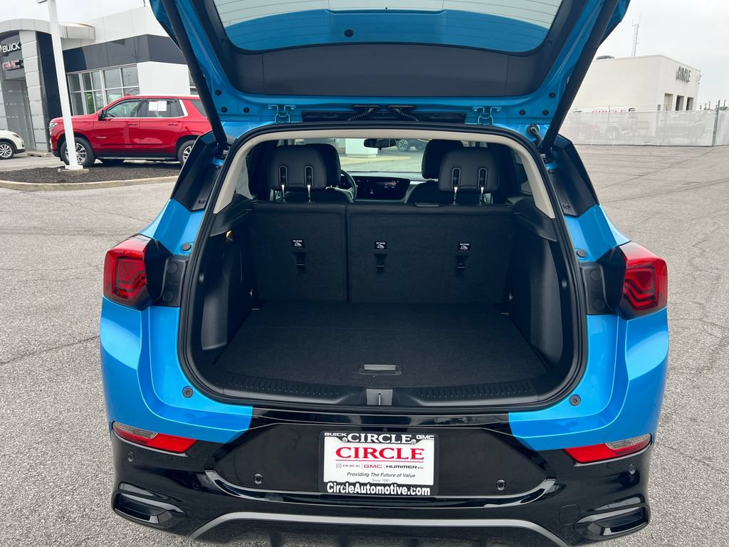 Used 2025 Buick Encore GX Sport Touring w/ Advanced Technology Package FWD image 31