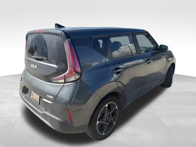Used 2023 Kia Soul EX image 5