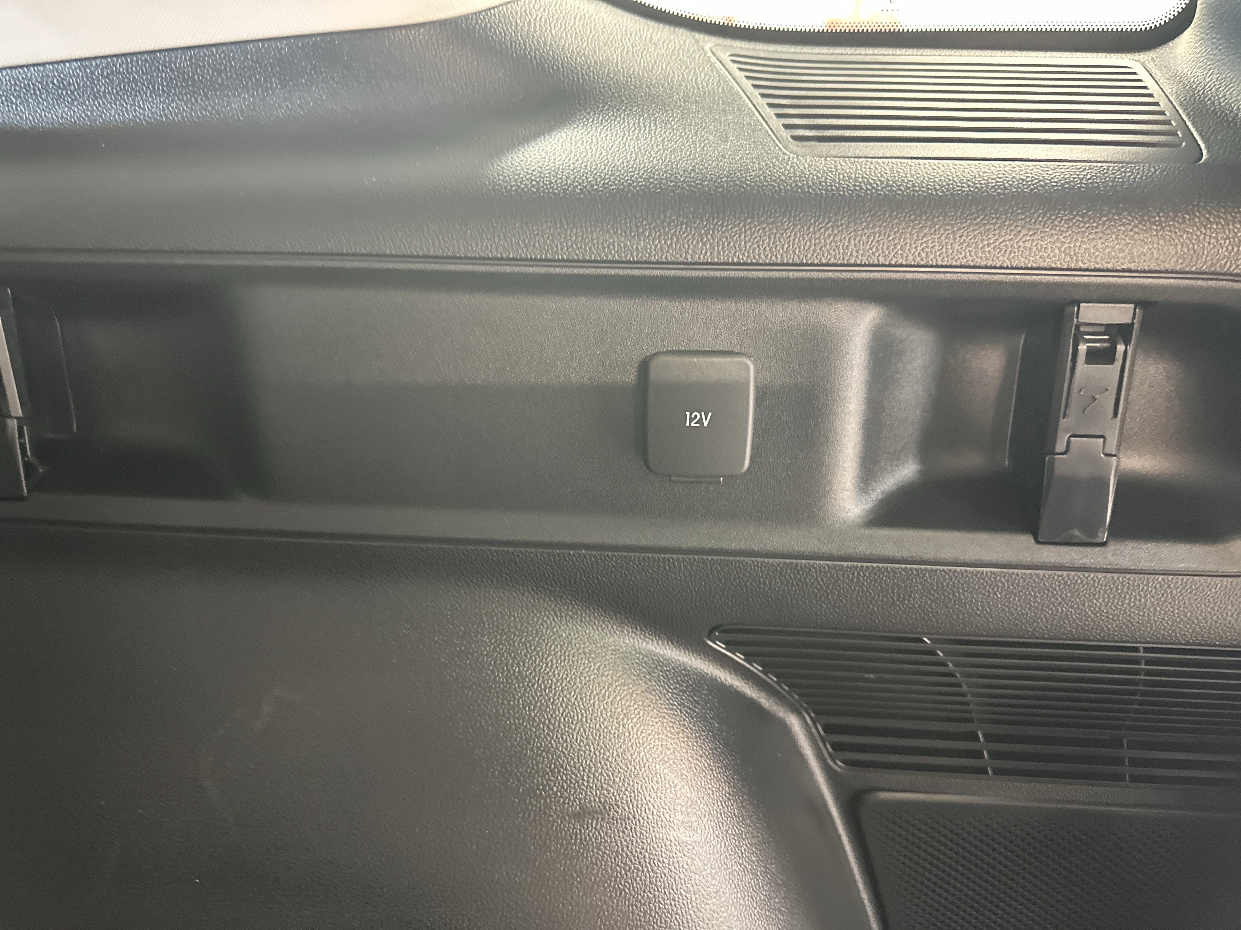 Used 2024 Ford Bronco Sport Outer Banks w/ Tech Package image 26