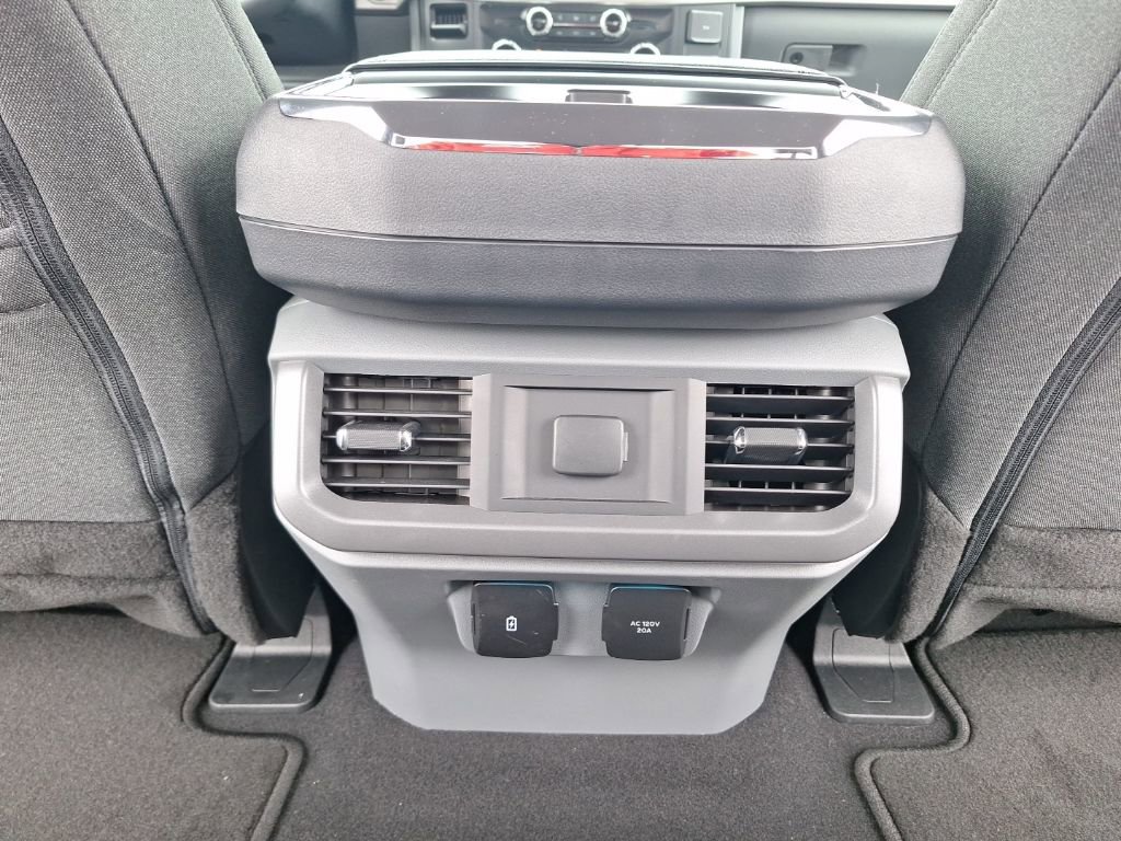 New 2023 Ford F150 Lightning XLT w/ Equipment Group 312A High image 19