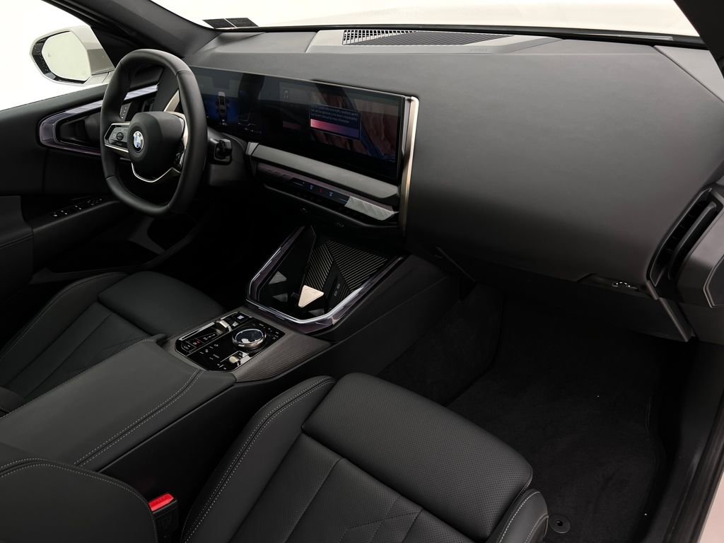 Certified 2025 BMW X3 xDrive30i w/ Convenience Package AWD/4WD image 13