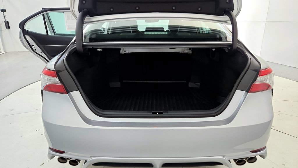 Used 2019 Toyota Camry XSE w/ Navigation Package FWD image 20