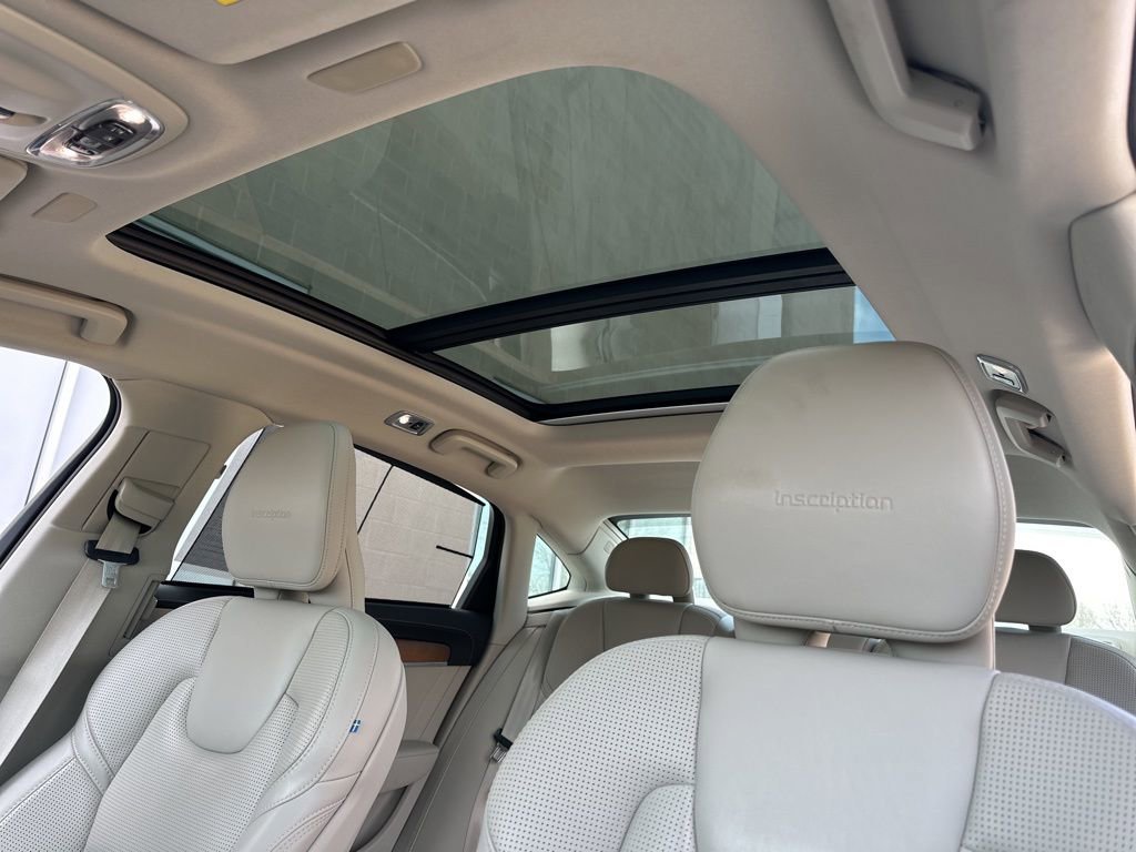 Used 2020 Volvo S90 T6 Inscription w/ Protection Package Premier image 7