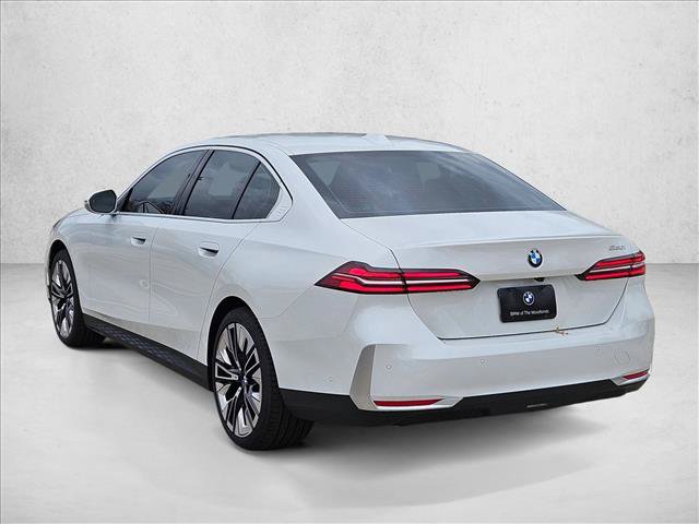 Certified 2026 BMW 530i w/ Premium Package RWD image 7