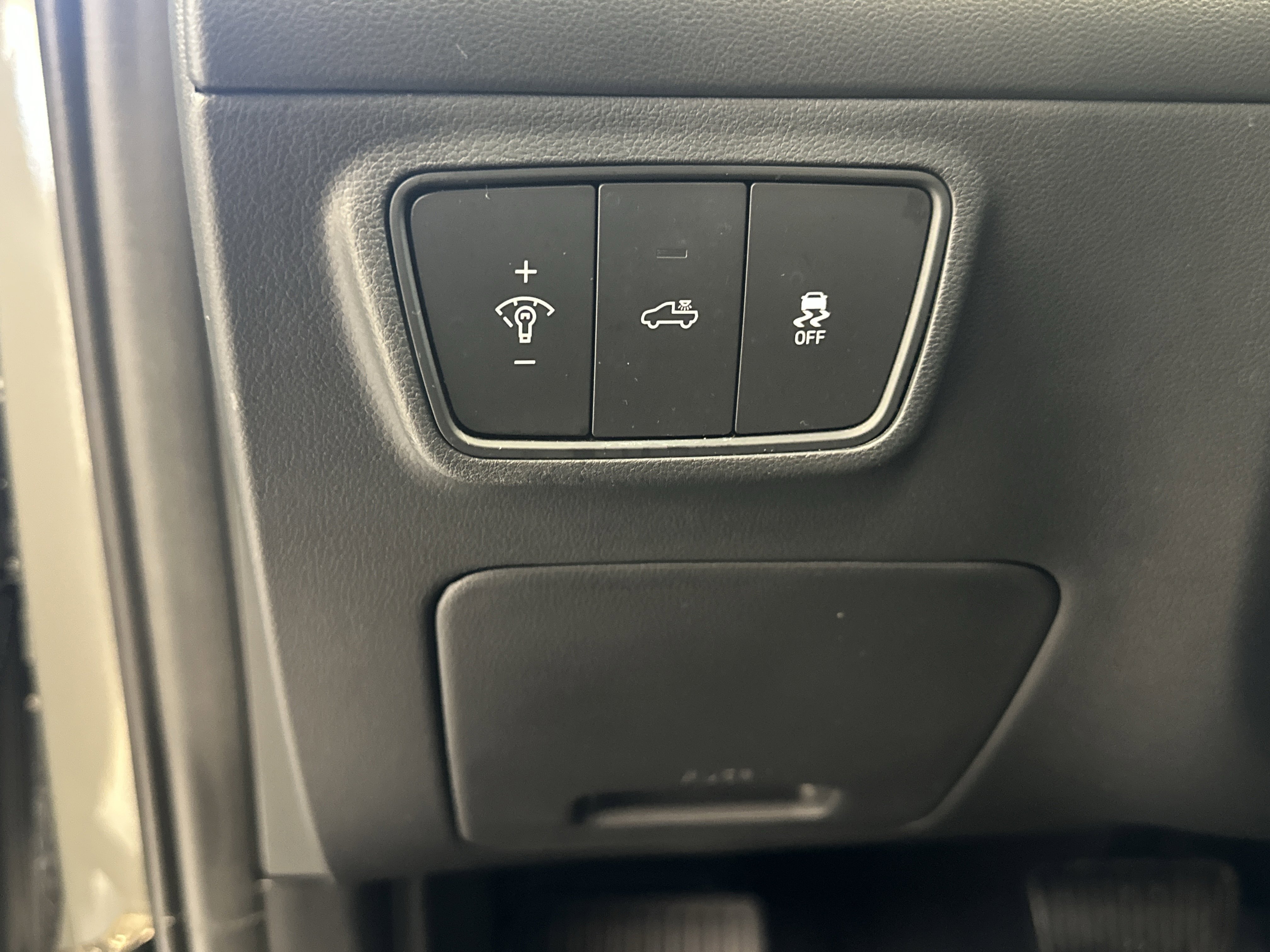 Used 2024 Hyundai Santa Cruz Limited image 21