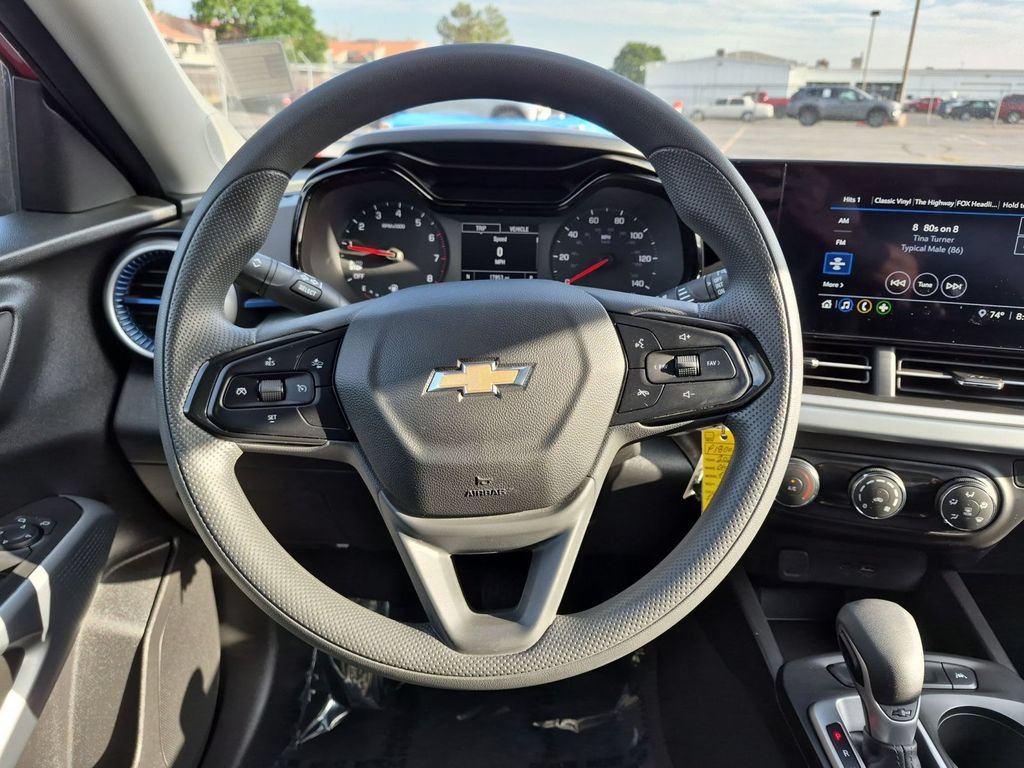 Used 2026 Chevrolet Trax LS FWD image 17
