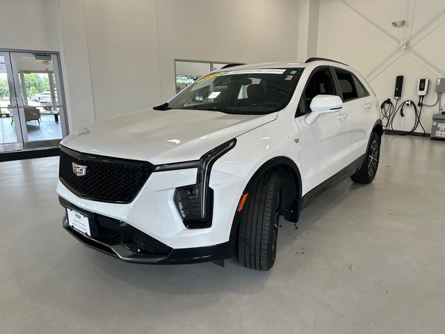 Certified 2024 Cadillac XT4 Sport AWD/4WD image 5