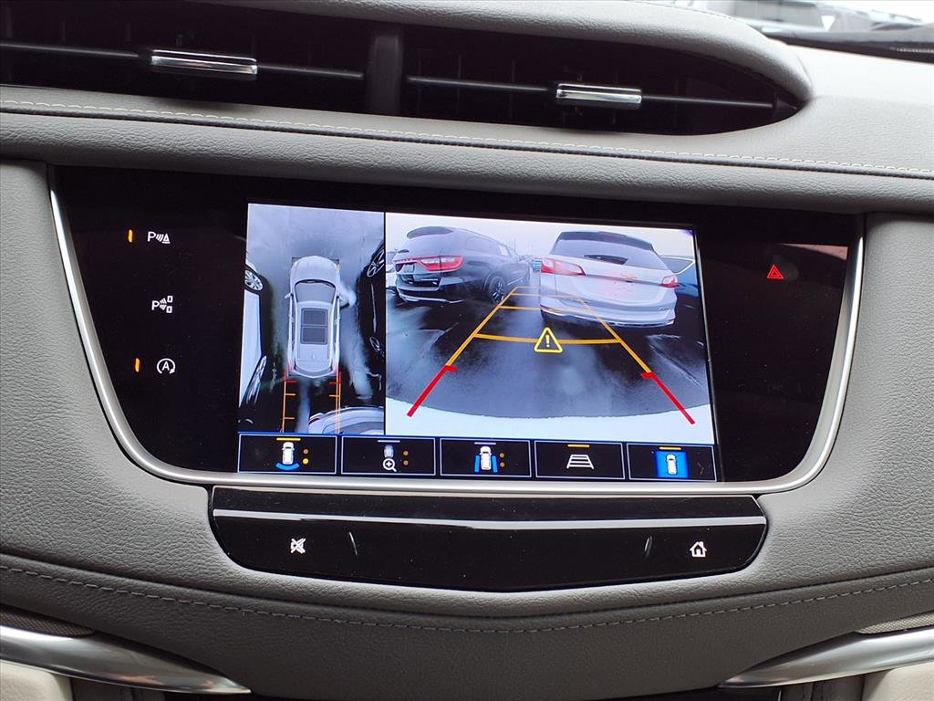 Used 2024 Cadillac XT5 Premium Luxury w/ Technology Package image 6