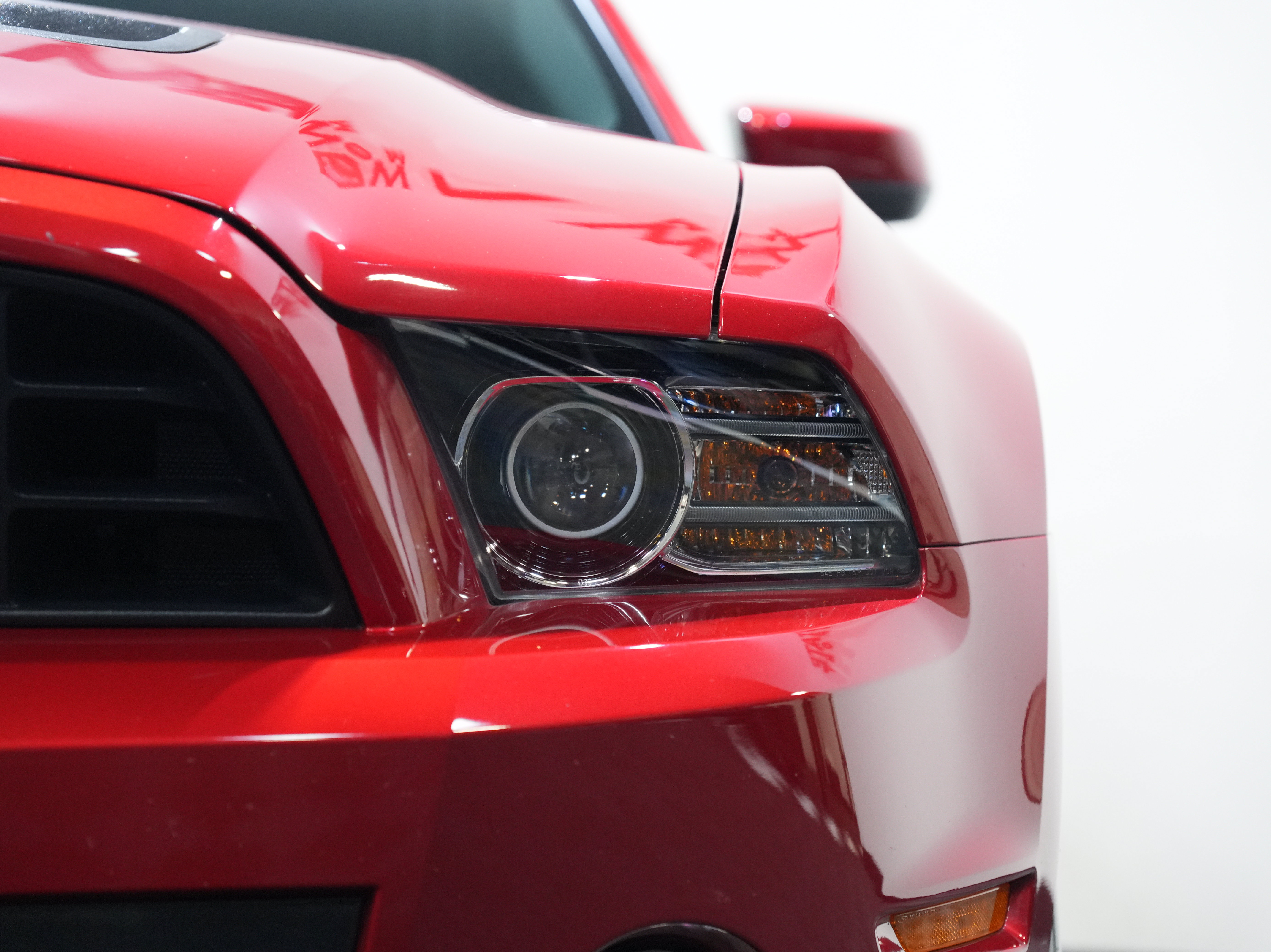 Used 2013 Ford Mustang Shelby GT500 w/ Electronics Pkg RWD image 10