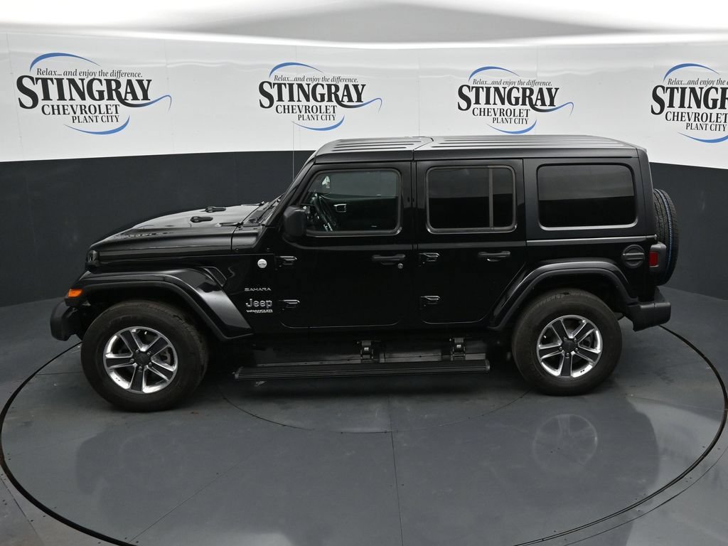 Used 2021 Jeep Wrangler Unlimited Sahara AWD/4WD image 21