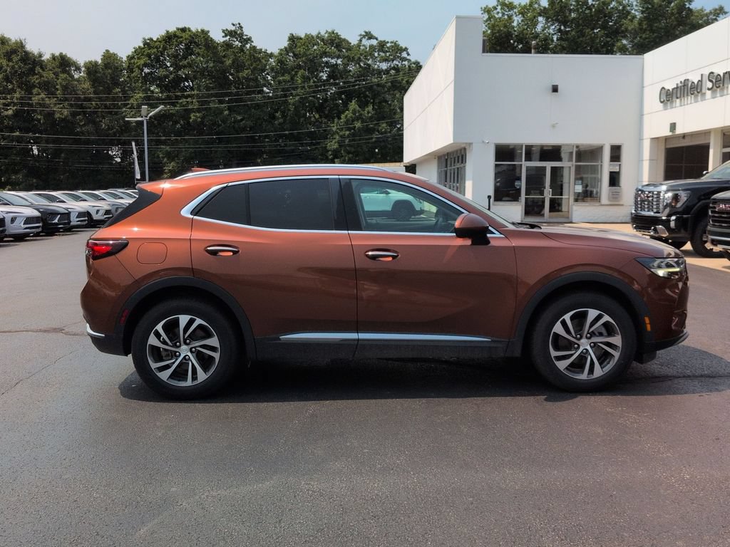 Used 2021 Buick Envision Essence w/ Technology Package I AWD/4WD image 4