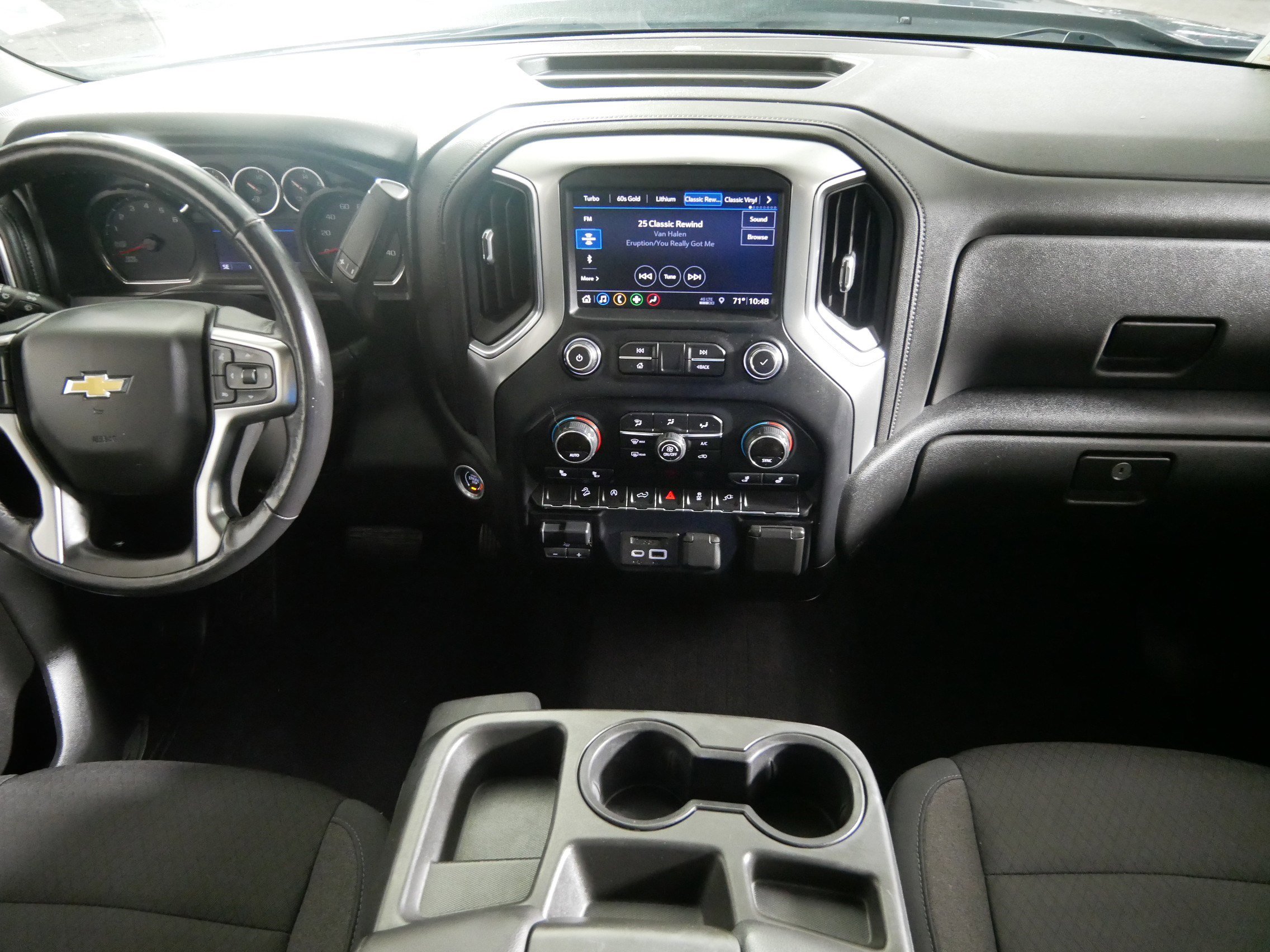 Used 2019 Chevrolet Silverado 1500 LT w/ All-Star Edition AWD/4WD image 10