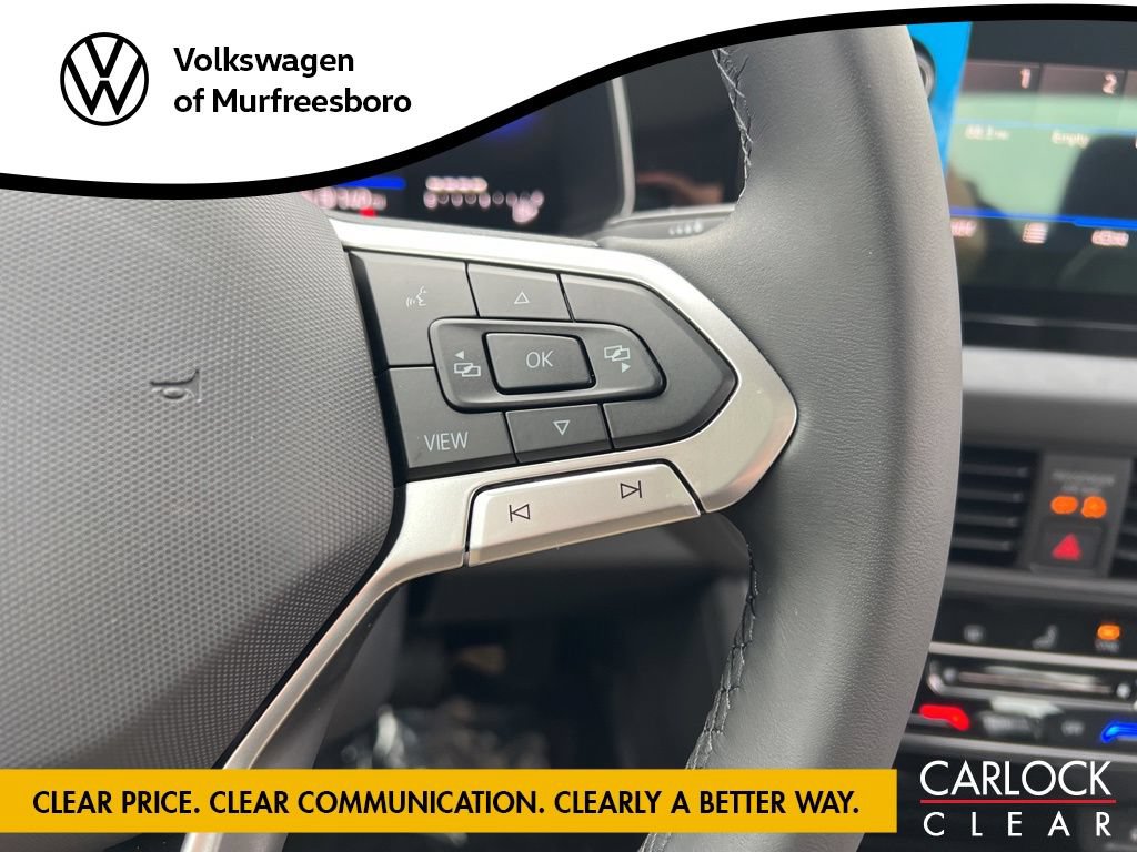 Used 2026 Volkswagen Jetta SE FWD image 17
