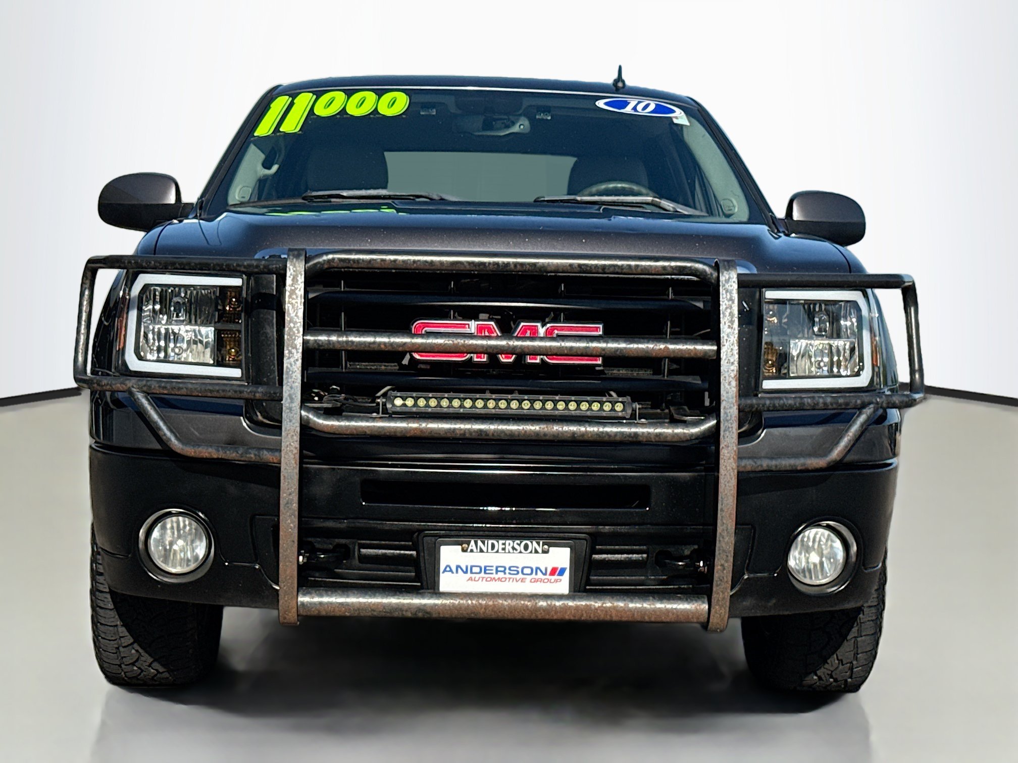 Used 2010 GMC Sierra 1500 SLT w/ SLT Convenience Package AWD/4WD image 16