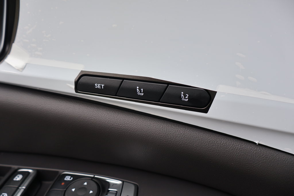 New 2027 Kia Carnival SX FWD image 33