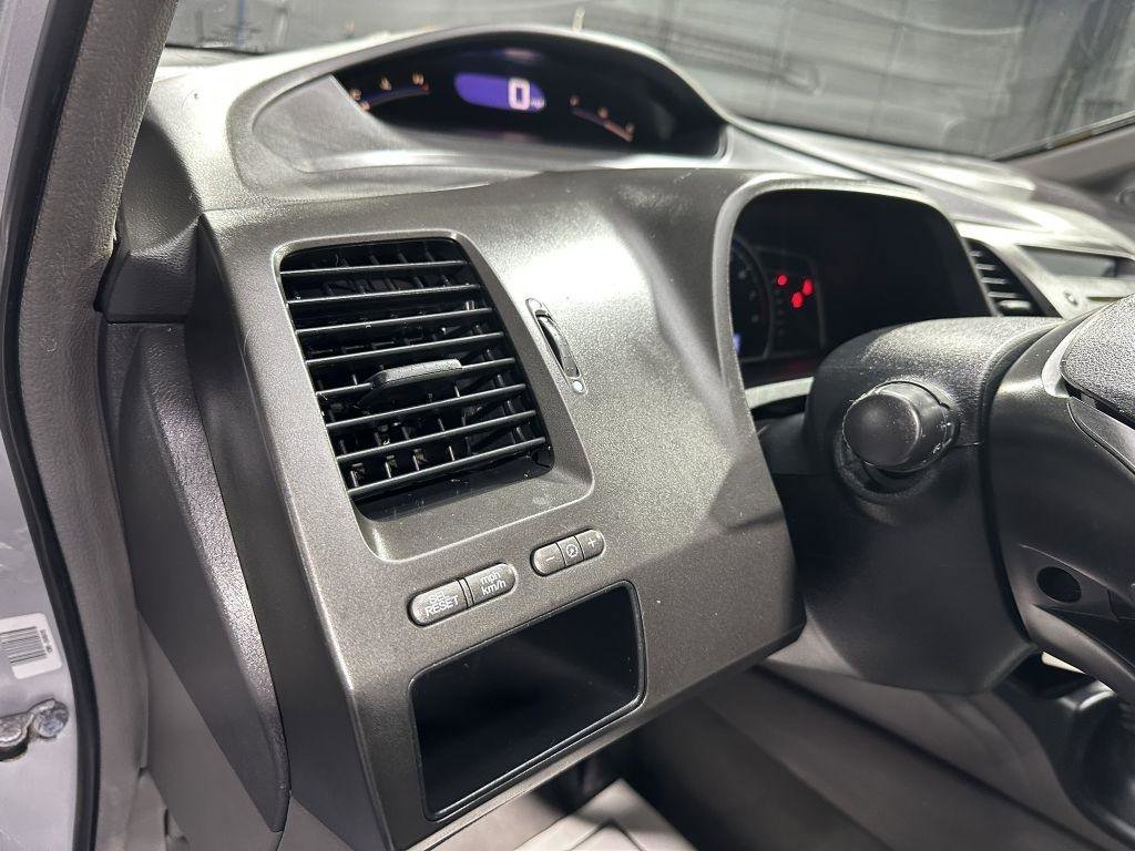 Used 2009 Honda Civic DX-VP image 15