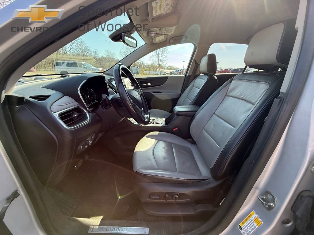 Used 2018 Chevrolet Equinox Premier image 12