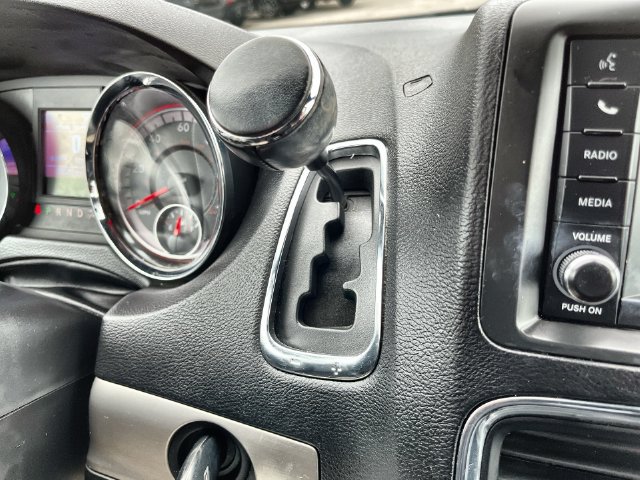Used 2019 Dodge Grand Caravan GT w/ Safety Sphere Group FWD image 28