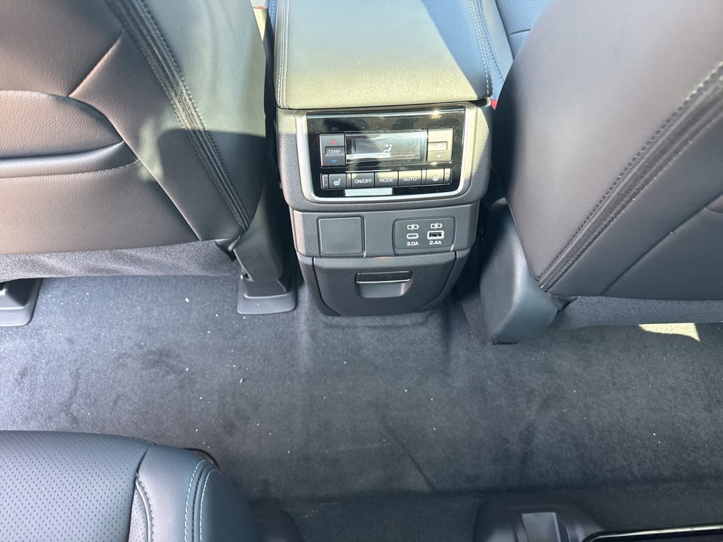 New 2025 Subaru Ascent Limited image 26