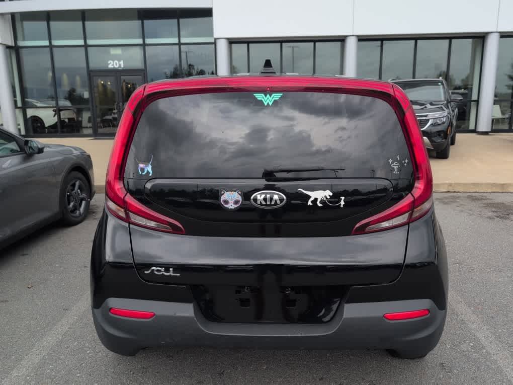 Used 2021 Kia Soul LX FWD image 4