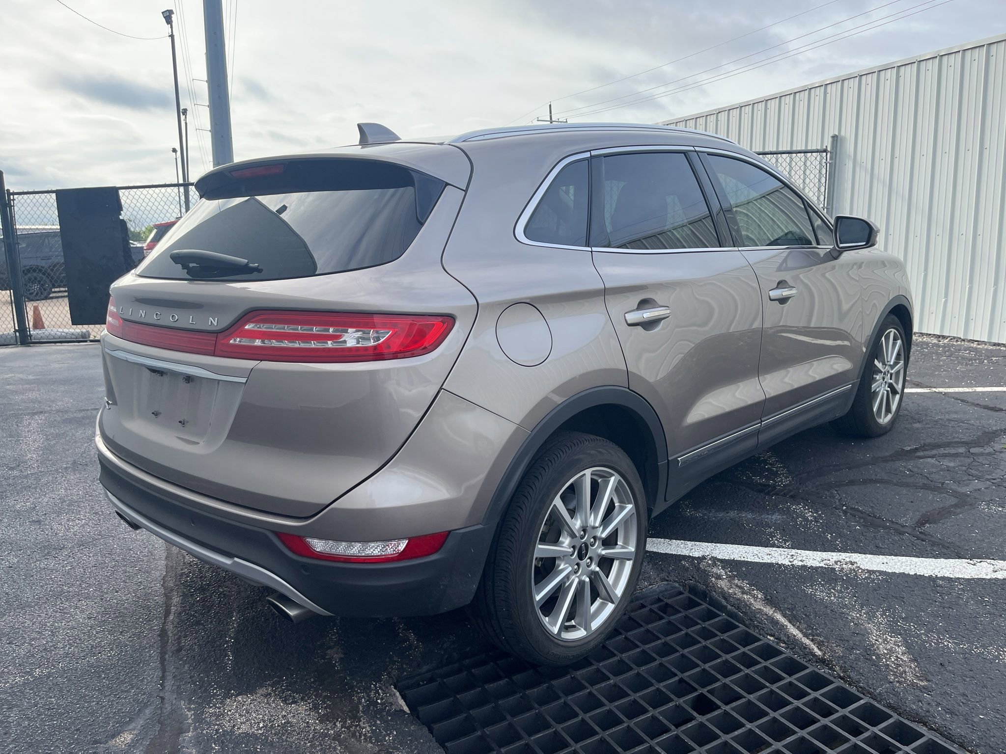 Used 2019 Lincoln MKC Select w/ Select Plus Package FWD image 6