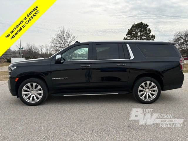 Used 2024 Chevrolet Suburban Premier w/ Premium Package 2 AWD/4WD image 3