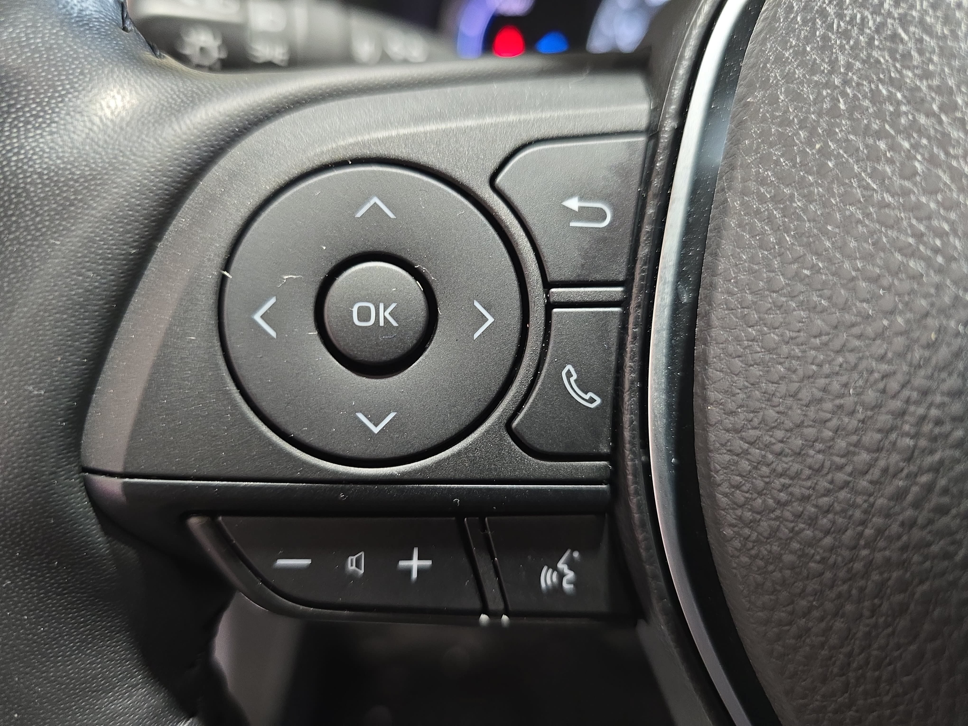 Used 2024 Toyota RAV4 XLE Premium w/ Weather Package AWD/4WD image 17