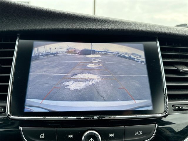 Used 2021 Buick Encore Preferred w/ Safety Package II image 17