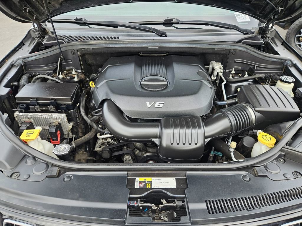 Used 2015 Jeep Grand Cherokee Limited w/ Luxury Group II image 32