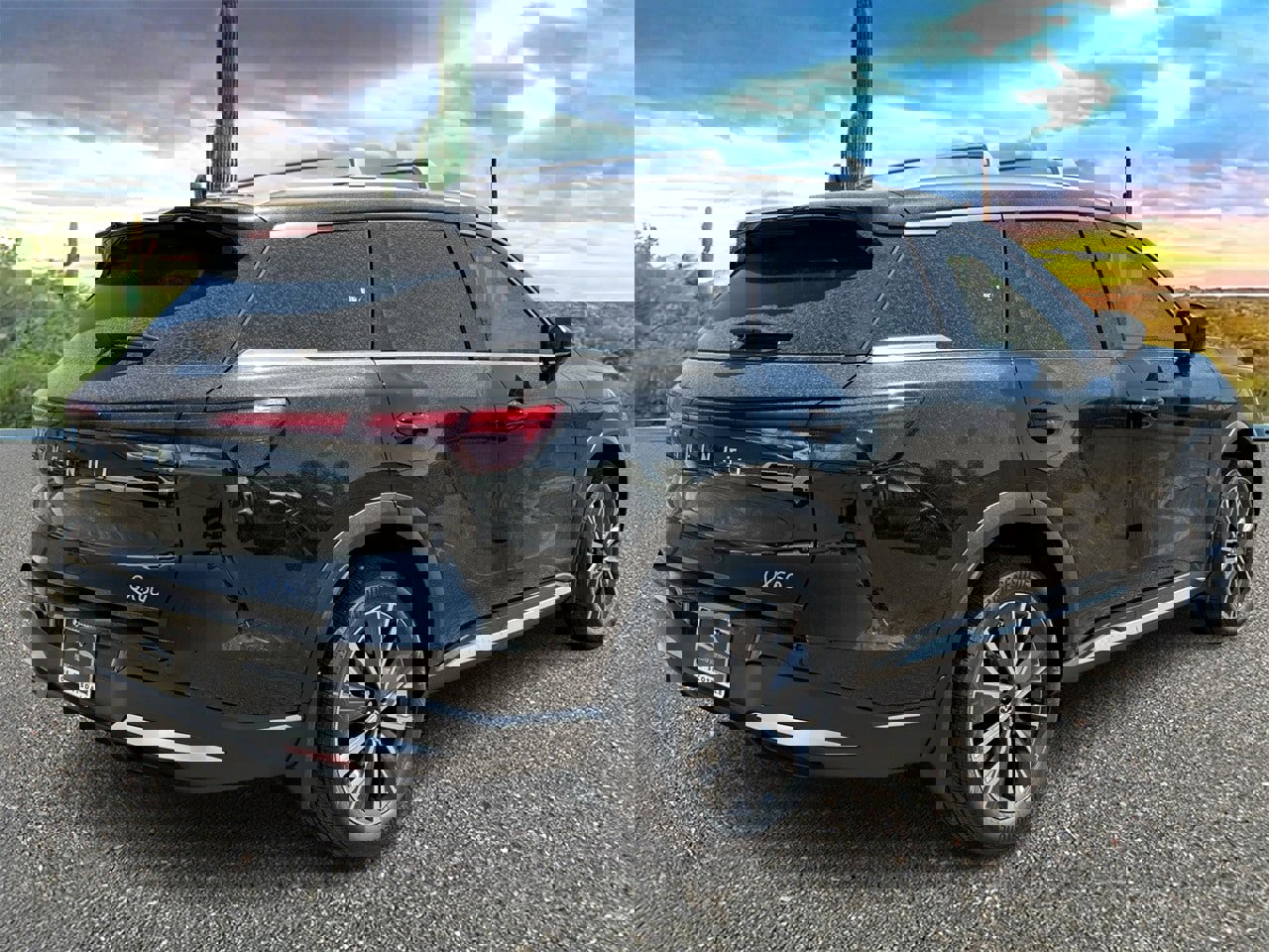 New 2026 INFINITI QX60 Luxe w/ Cargo Package image 4