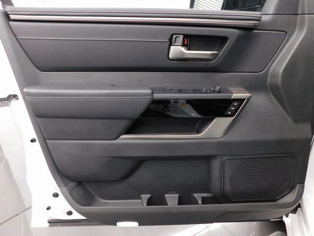 Used 2025 Toyota Tundra Limited image 17