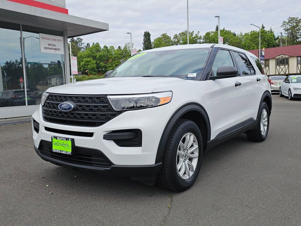 Used 2021 Ford Explorer 4WD w/ Class III Trailer Tow Package image 3
