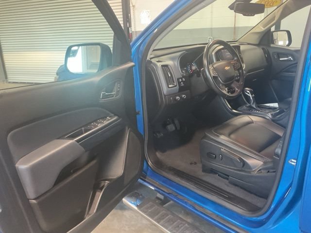 Used 2022 Chevrolet Colorado Z71 AWD/4WD image 14
