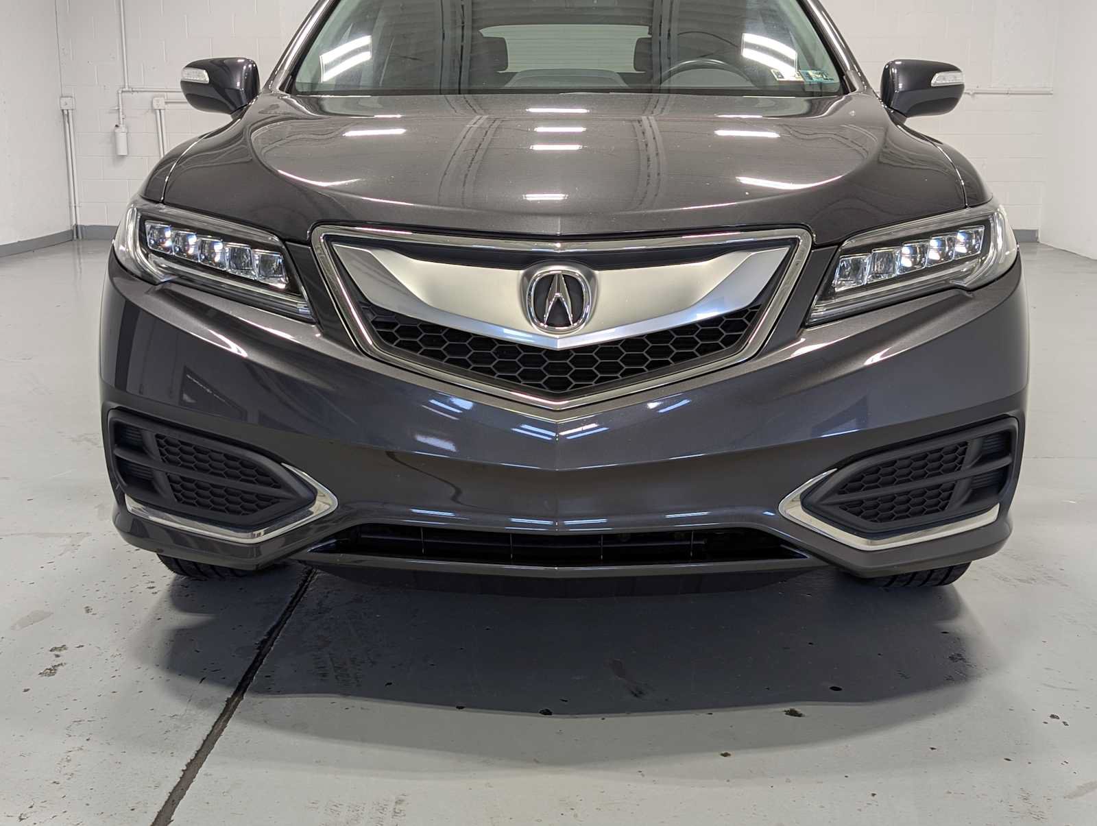 Used 2016 Acura RDX AWD w/ Technology Package image 2