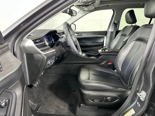 Used 2022 Jeep Grand Cherokee Limited 4xe image 11