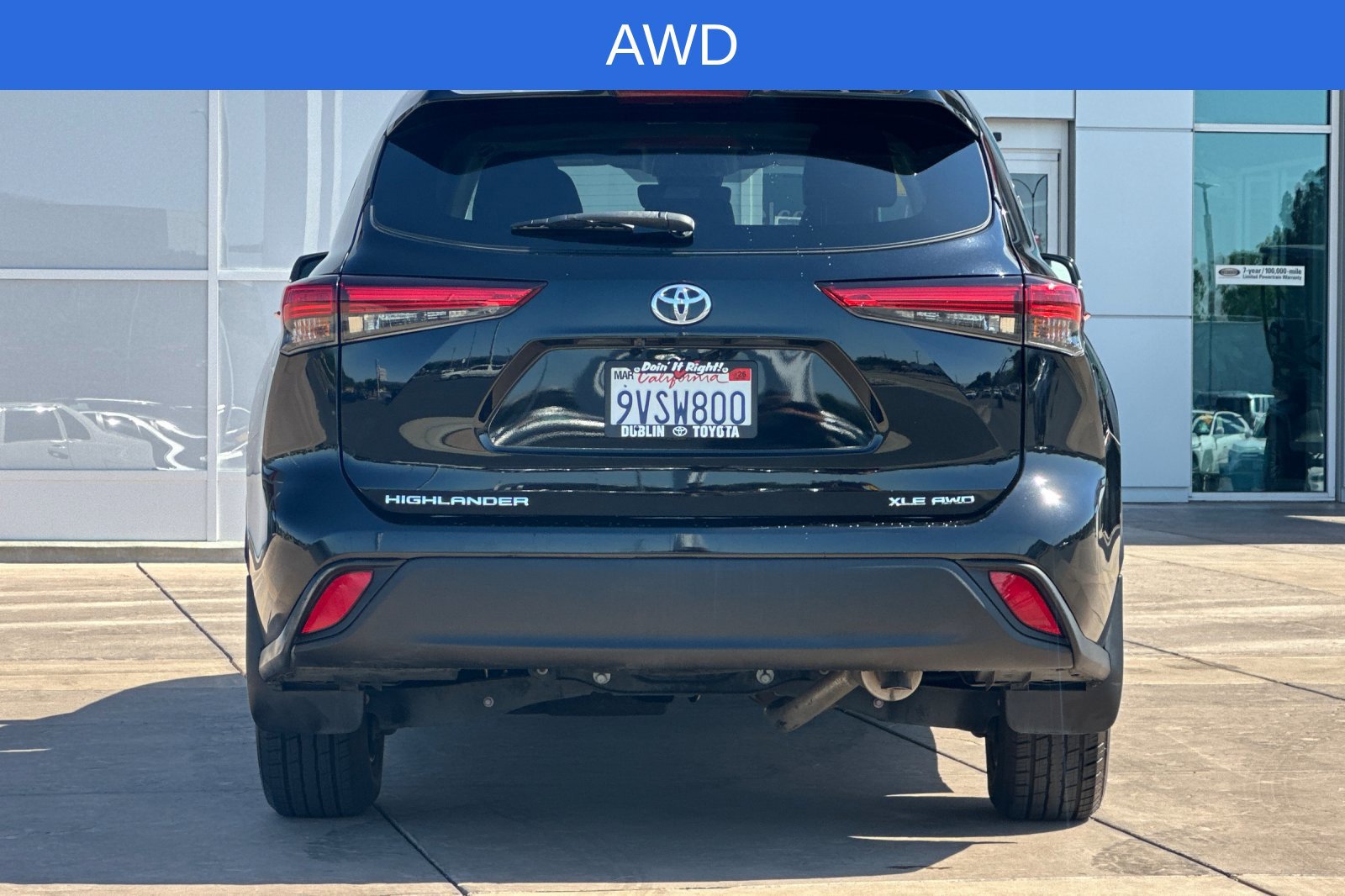 Used 2022 Toyota Highlander XLE AWD/4WD image 5