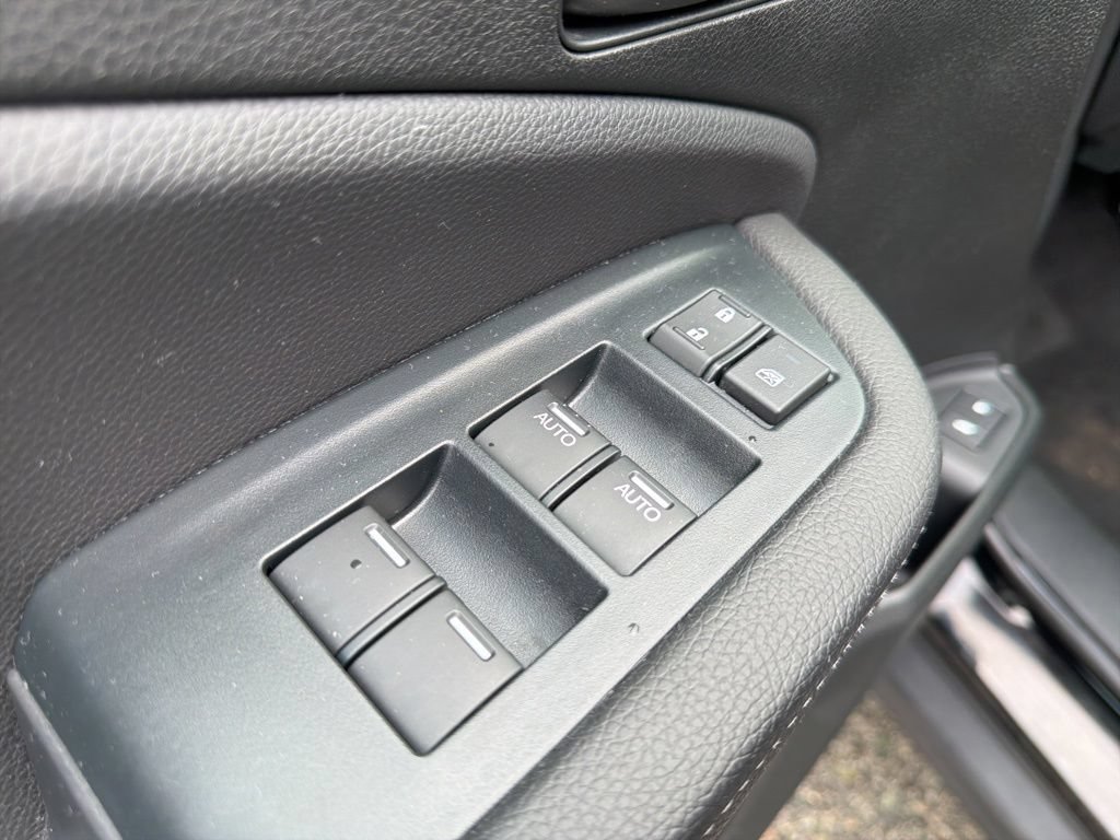 Used 2023 Honda Passport EX-L image 14