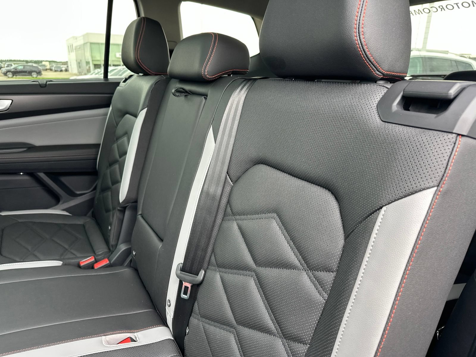 New 2026 Volkswagen Atlas Peak Edition AWD/4WD image 23