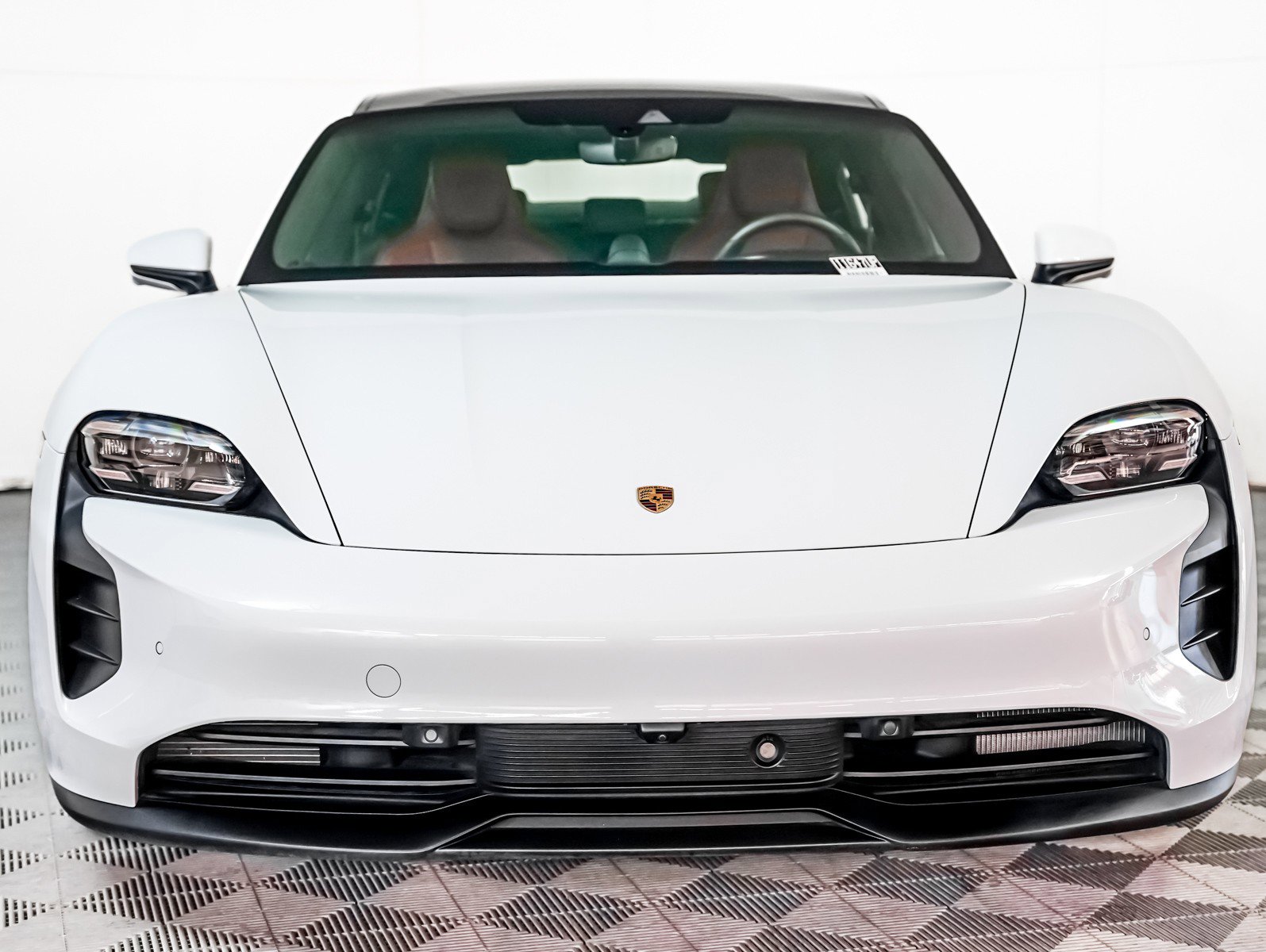 Certified 2022 Porsche Taycan GTS image 7