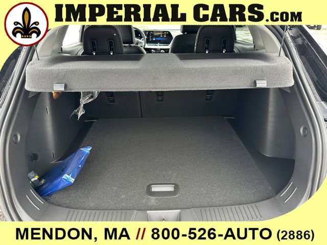 New 2026 Chevrolet Trax LT w/ Driver Confidence Package FWD image 11