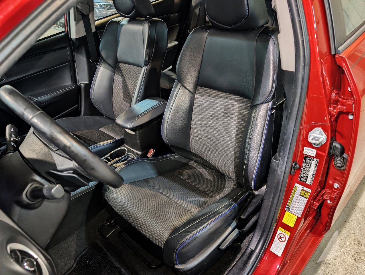 Used 2018 Toyota Corolla SE image 17