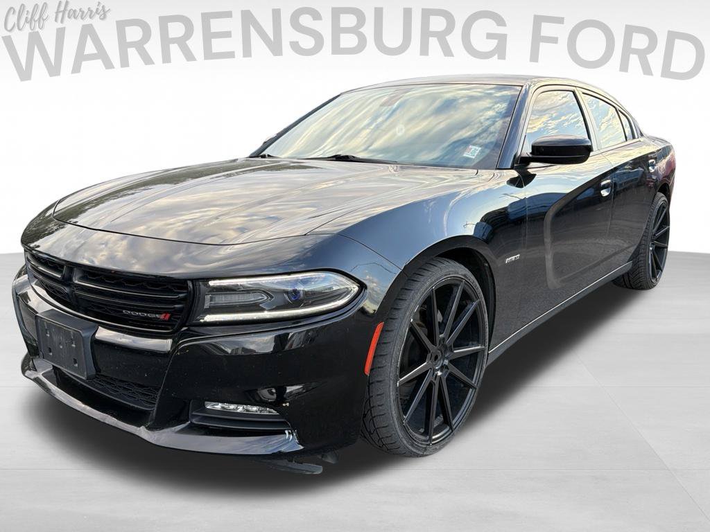 Used 2015 Dodge Charger R/T RWD image 3