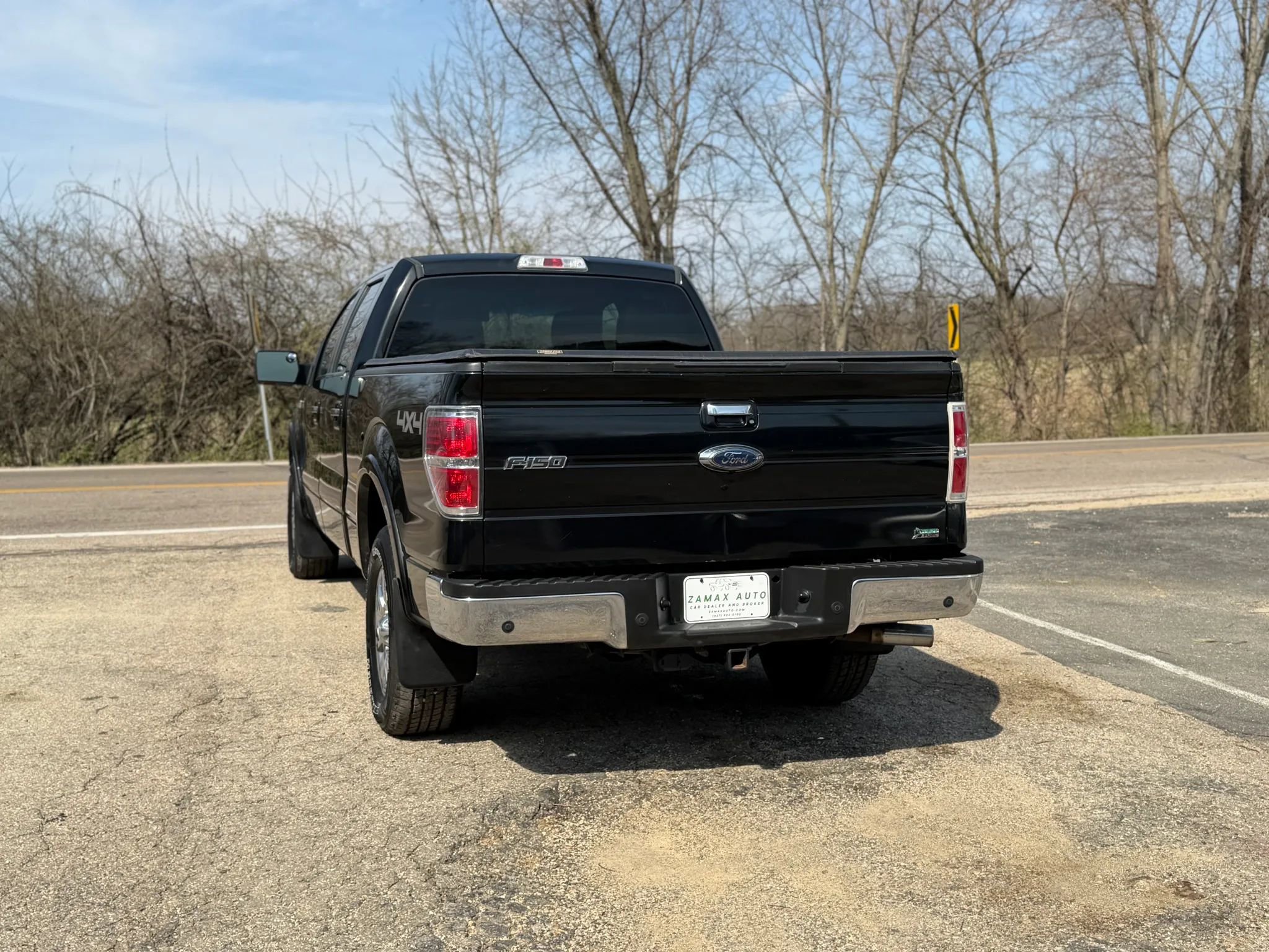 Used 2010 Ford F150 Lariat image 12