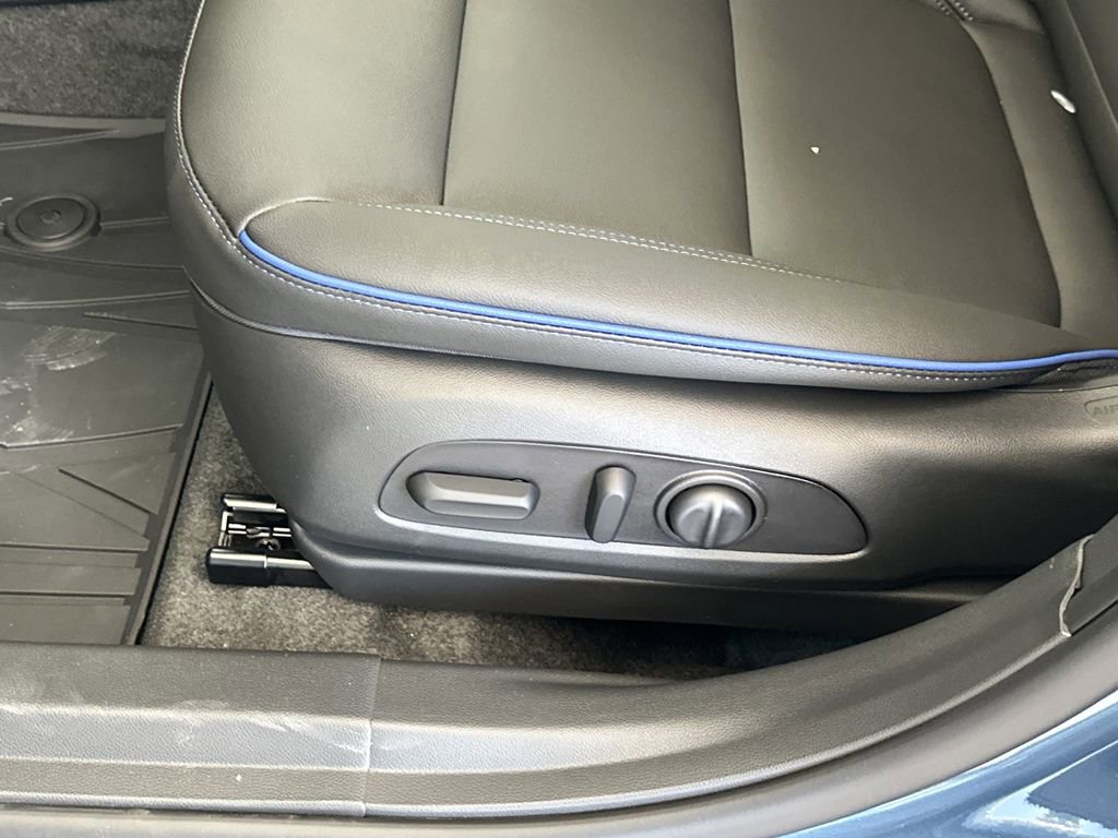 New 2026 Buick Envista Sport Touring w/ Convenience I Package FWD image 14