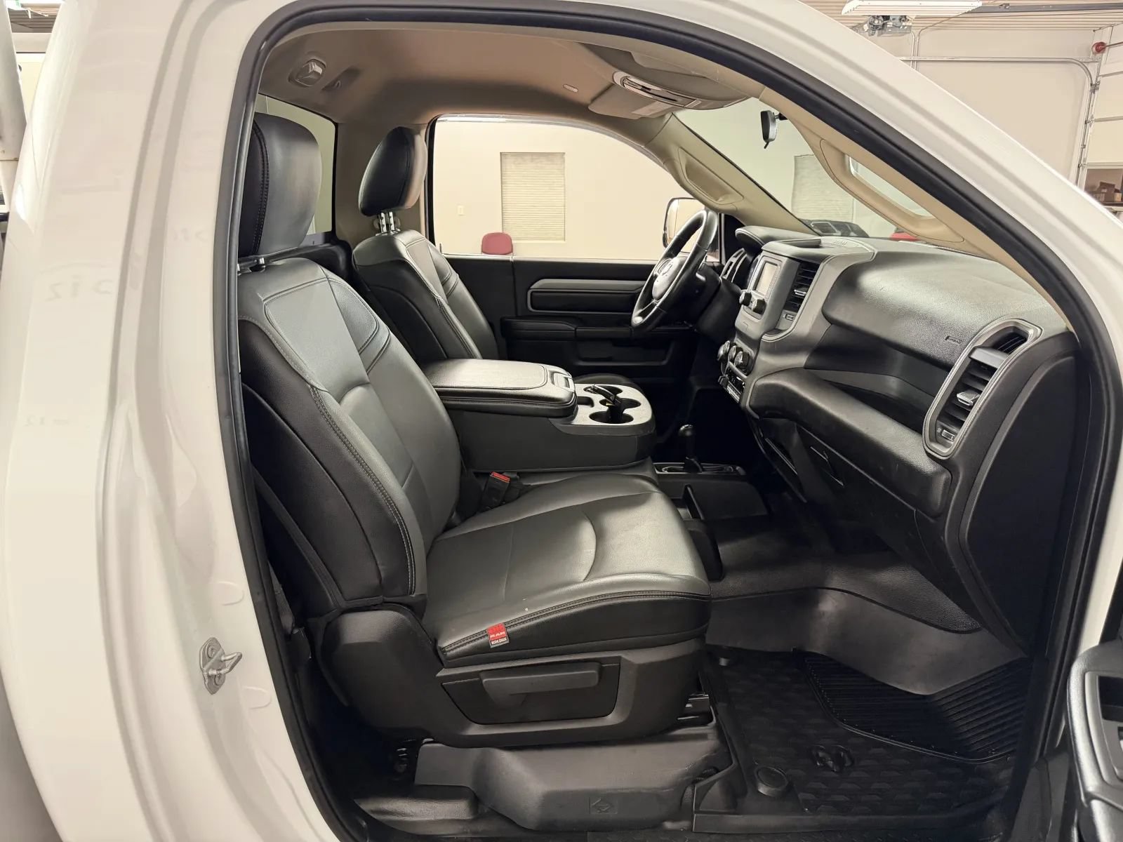 Used 2019 RAM 2500 Tradesman AWD/4WD image 25
