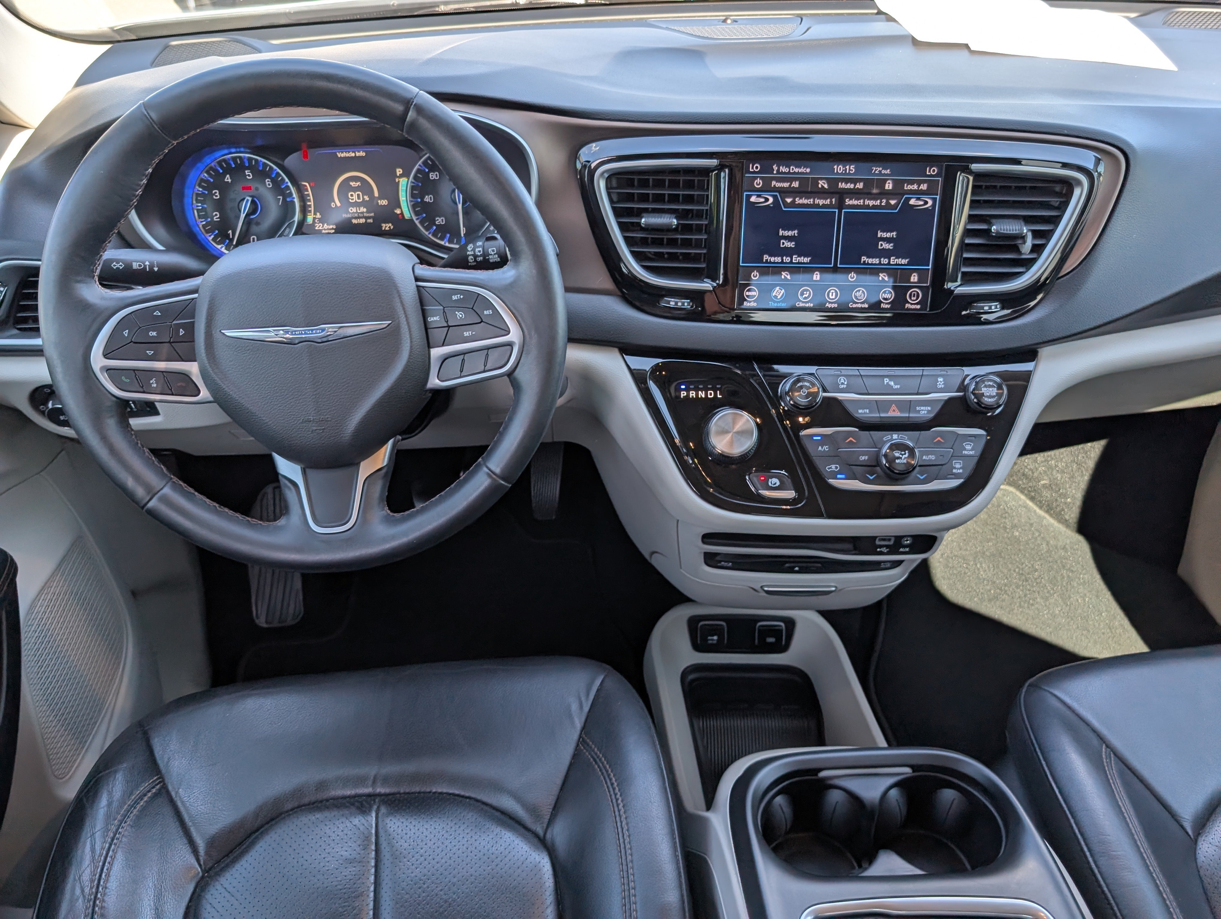 Used 2018 Chrysler Pacifica Touring-L Plus w/ Tire & Wheel Group FWD image 10