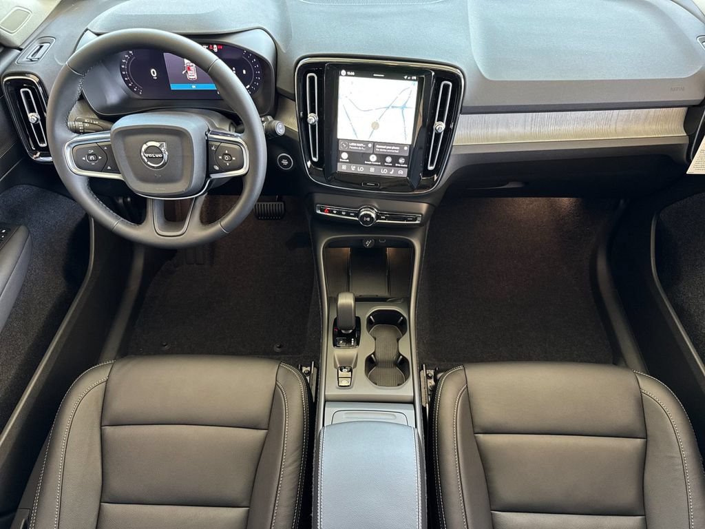 New 2026 Volvo XC40 B5 Core w/ Protection Package Premier AWD/4WD image 12