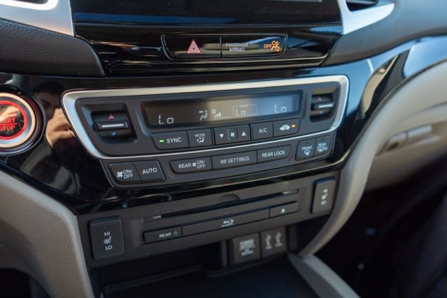 Used 2016 Honda Pilot Touring image 27