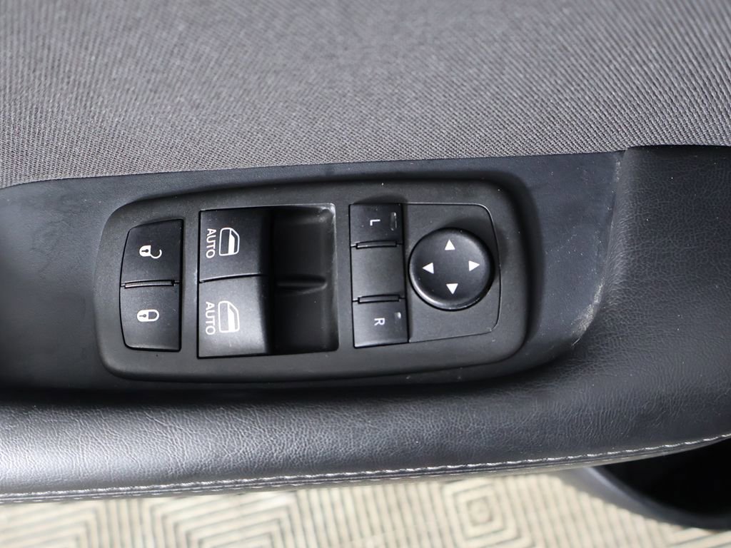 Used 2022 Dodge Challenger GT RWD image 29